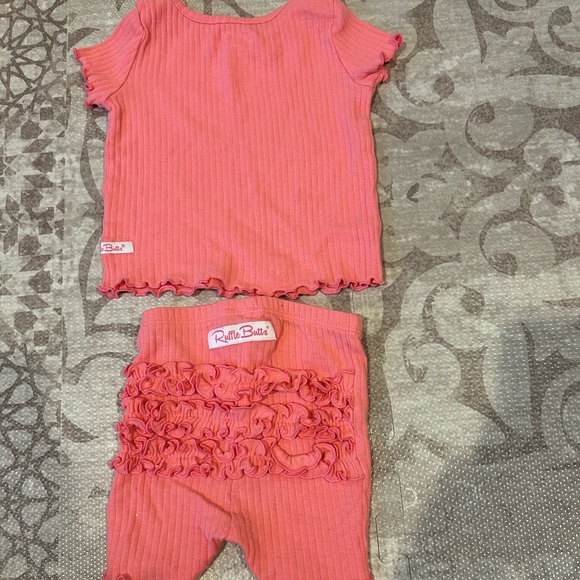 Ruffle Butts 2 piece pajama shirt and shorts set - Picture 2 of 8